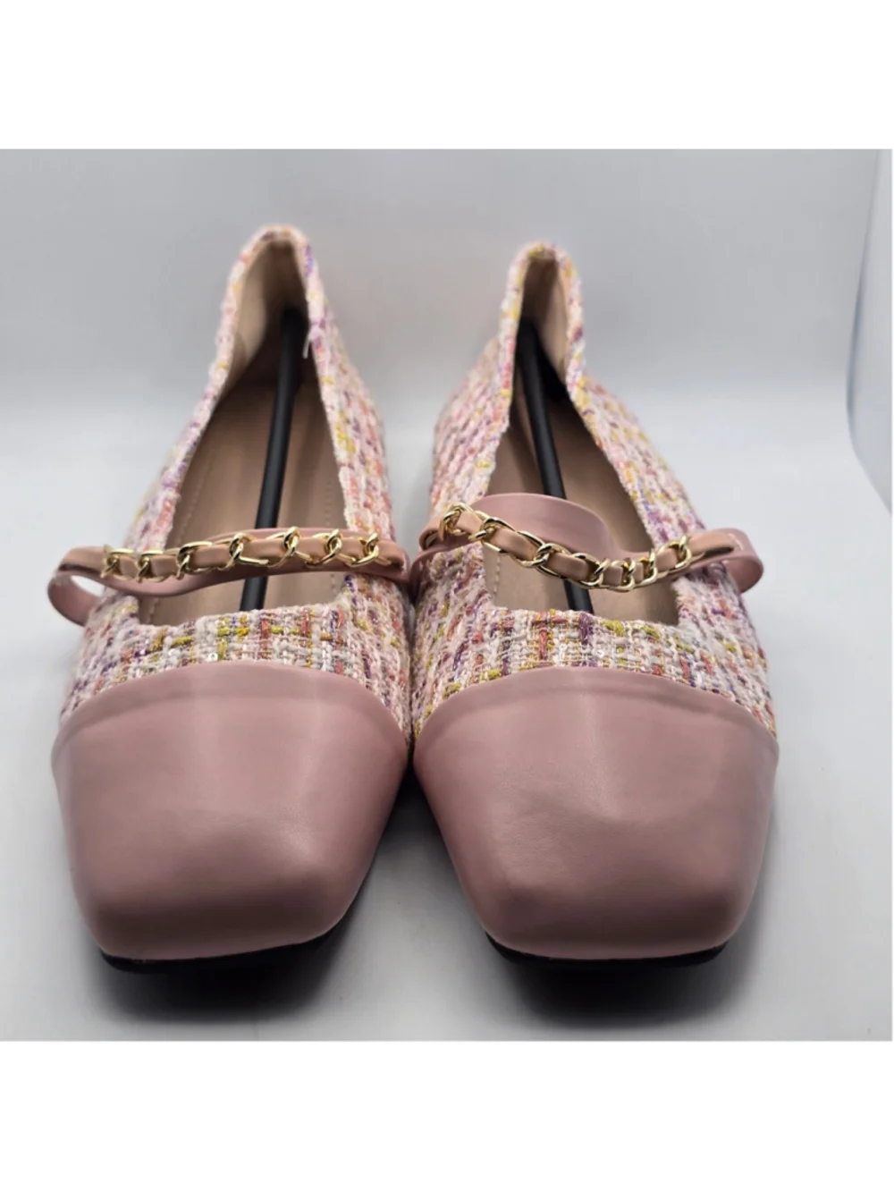 Women's Unbranded Tweed Flats with Gold Chain Detail, Pink, Size 11